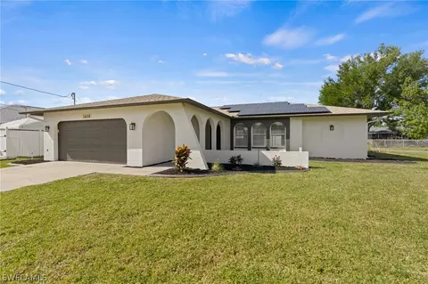1439 SE 18th Ter, Cape Coral, FL 33990