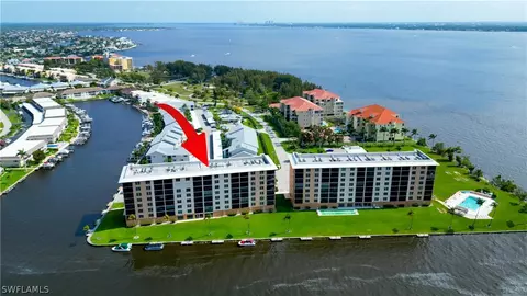 4260 SE 20th Pl #804, Cape Coral, FL 33904