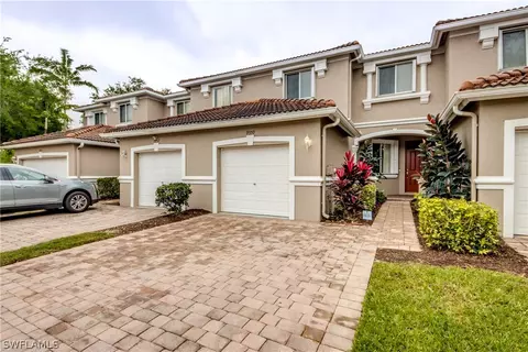 9959 Chiana Cir, Fort Myers, FL 33905