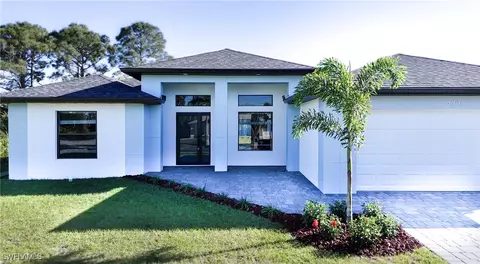 2705 14th St SW, Lehigh Acres, FL 33976
