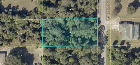 705 Cleveland Ave, Lehigh Acres, FL 33936
