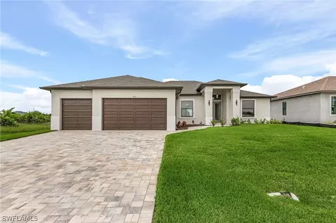 1916 NW 34th Ave, Cape Coral, FL 33993