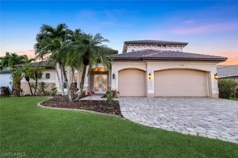 5424 SW 16th Pl, Cape Coral, FL 33914