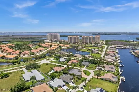1438 SW 57th St, Cape Coral, FL 33914