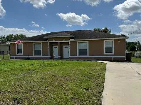 514-516 Grant Blvd, Lehigh Acres, FL 33974