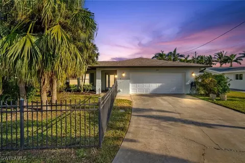311 Harris Ct, North Fort Myers, FL 33917
