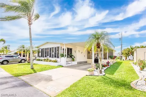 604 Friendly Pl, North Fort Myers, FL 33917