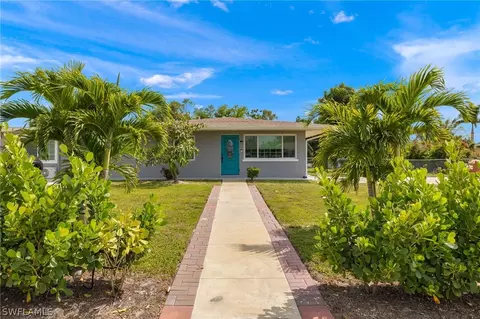 4320 Deleon St, Fort Myers, FL 33901