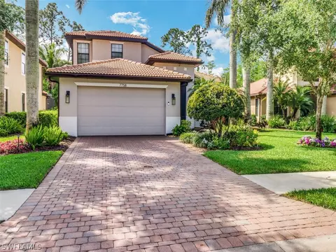 7758 Bucks Run Dr, Naples, FL 34120