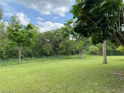 4015 E Palomar Cir, Labelle, FL 33935 photo 7