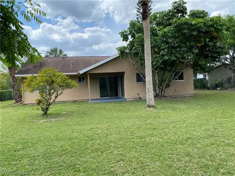 4015 E Palomar Cir, Labelle, FL 33935 photo 4