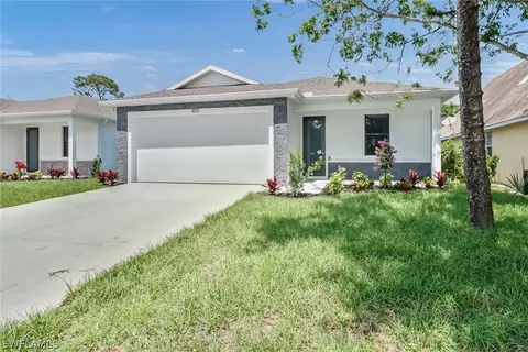 10111 Carolina St, Bonita Springs, FL 34135
