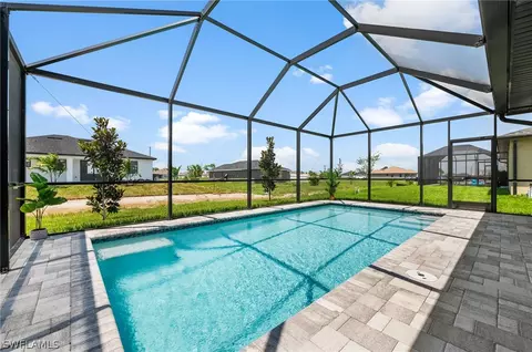 309 NE 15th Ter, Cape Coral, FL 33909