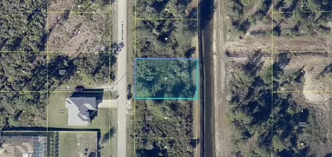 341 Western Ave S, Lehigh Acres, FL 33974