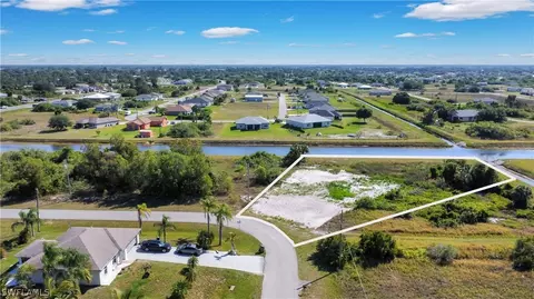 190 Patio St, Lehigh Acres, FL 33974