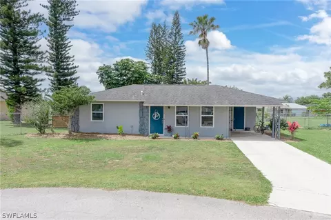 10750 Cocoatree Ct, Lehigh Acres, FL 33936