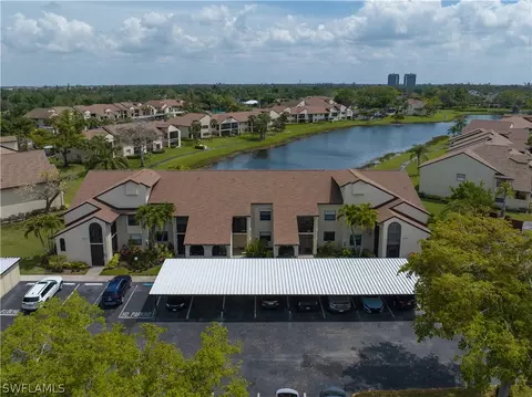 8537 Charter Club Cir #4, Fort Myers, FL 33919