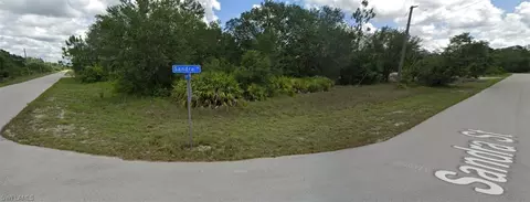 720 Sandra St, Lehigh Acres, FL 33972
