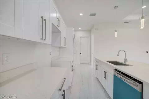 Kitchen - 3218 28th St SW, Lehigh Acres, FL 33976 photo 3 of 5