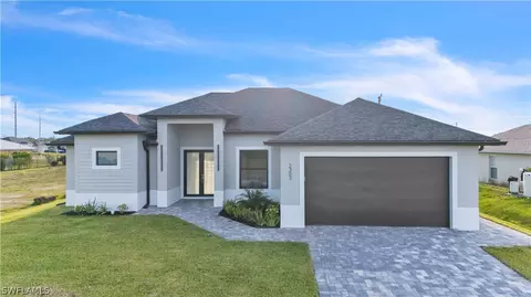 2303 NE 6th Ave, Cape Coral, FL 33909