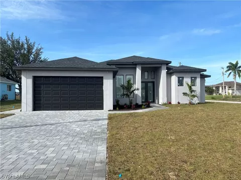 126 SW 9th Ave, Cape Coral, FL 33991