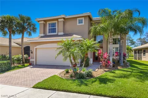 11220 Yellow Poplar Dr, Fort Myers, FL 33913