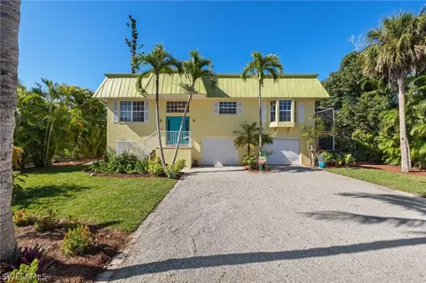 5827 Pine Tree Dr, Sanibel, FL 33957
