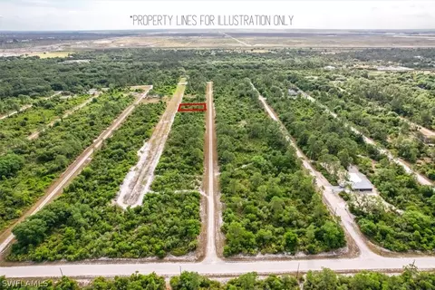 4223 E 27th St, Alva, FL 33920