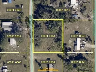 8395 Cook Dr, North Fort Myers, FL 33917