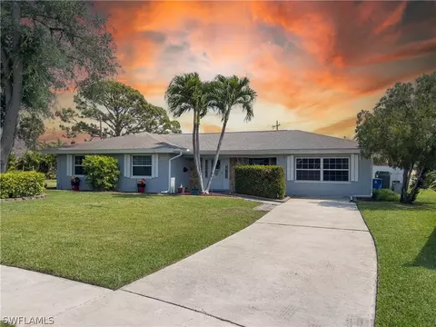 4556 Tennyson Dr, North Fort Myers, FL 33903