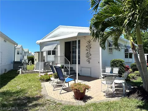 4641 Slash Pine Way W, Estero, FL 33928 photo 4