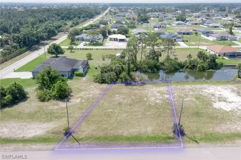 3132 NE 15th Pl, Cape Coral, FL 33909