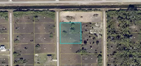 1514 Abbott Ave, Lehigh Acres, FL 33972