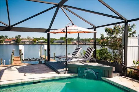 2035 SE 20th Ln, Cape Coral, FL 33990