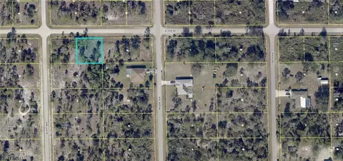 3902 E 7th St, Lehigh Acres, FL 33972