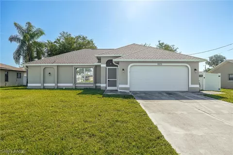 1323 SE 21st Ave, Cape Coral, FL 33990
