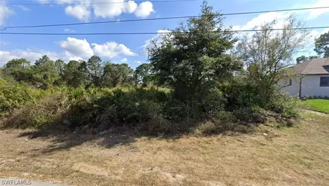 4005 35th St SW, Lehigh Acres, FL 33976