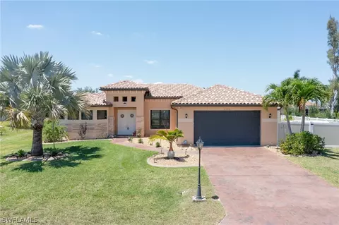 2726 SW 2nd Pl, Cape Coral, FL 33914