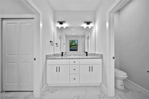 Bath - 3912 68th Ave NE, Naples, FL 34120 photo 5 of 10