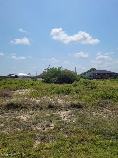 3021 S Lakewood Rd, Labelle, FL 33935