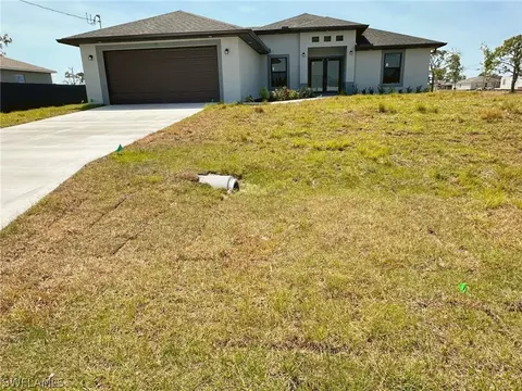 2916 NW 19th Pl, Cape Coral, FL 33993