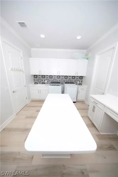 Bath - 14022 Shadywood Ct, Estero, FL 33928 photo 1 of 3