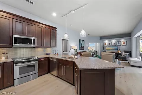 Kitchen - 11418 Stratham Loop, Estero, FL 33928 photo 1 of 5