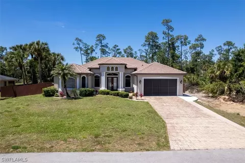 705 Grant Ave, Lehigh Acres, FL 33972