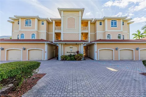 4610 SE 5th Pl #202, Cape Coral, FL 33904