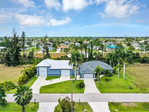 4304 NE 23rd Pl, Cape Coral, FL 33909