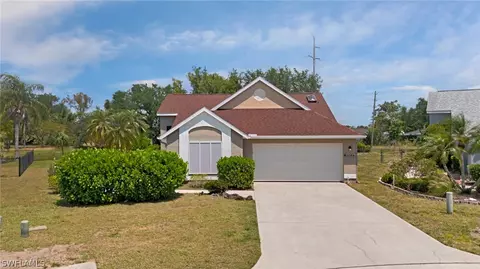 15084 Cloverdale Dr, Fort Myers, FL 33919