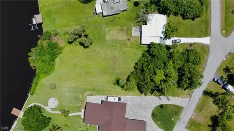 1302 Wendell Ave, North Fort Myers, FL 33903