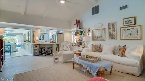 248 SE 45th Ter, Cape Coral, FL 33904