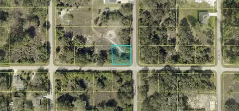 3207 E 19th St, Lehigh Acres, FL 33972